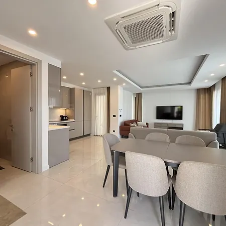Luxury Pool 5 Bedrooms Tuerkbuekue ヴィラ ボドルム