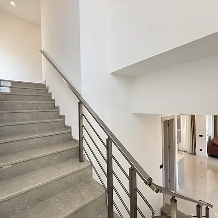 Luxury Pool 5 Bedrooms Tuerkbuekue ヴィラ *