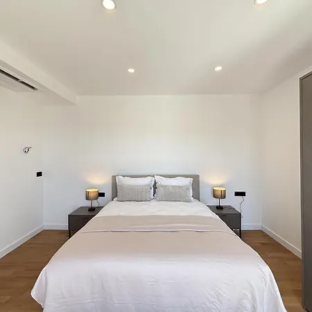 Luxury Pool 5 Bedrooms Tuerkbuekue *