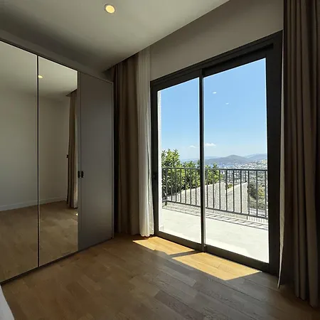 ヴィラ Luxury Pool 5 Bedrooms Tuerkbuekue *